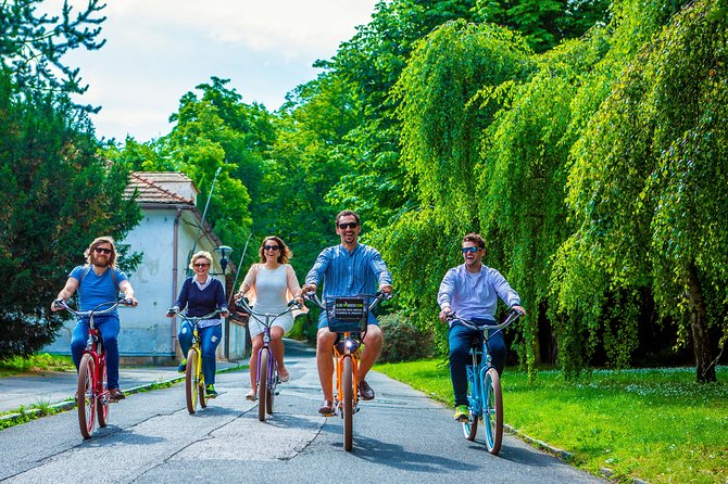 7 BEST VIEWS - PRAGUE eBIKE TOUR - Prague Castle: Romanesque and Gothic, plus the view advantage