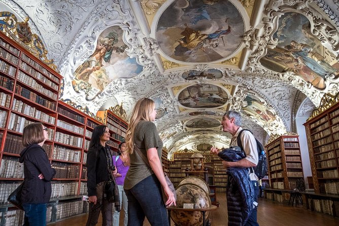 Beer & Baroque: A Highbrow Brew Tour - Your Start Point and Timing: The 12:00 pm Walk That Sets the Day Up