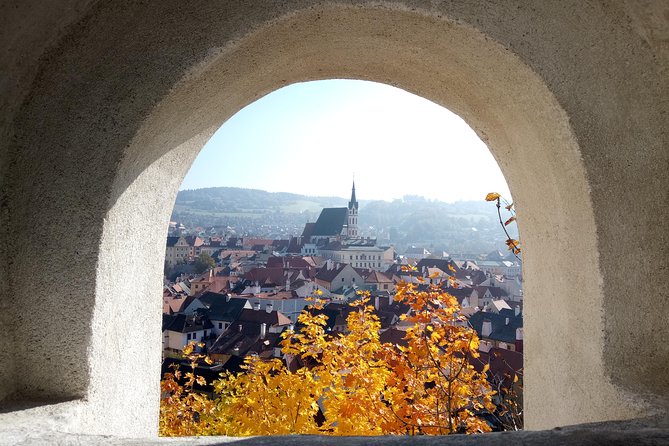 Cesky Krumlov Private day trip from Prague with Lunch and Castle admission - Písek stop: the old bridge detail that’s worth a quick walk