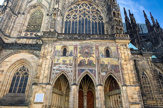 Complete Prague Castle Tour (Tickets to Interiors Included) - Meeting at Metrocafe Klárov: the one logistics detail that matters