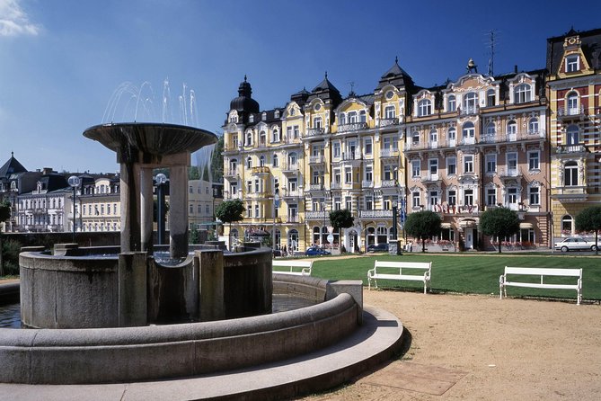 Czech Spas of Karlovy Vary and Marianske Lazne from Prague - Moser Glass Museum: where crystal craft meets a spa-town brand