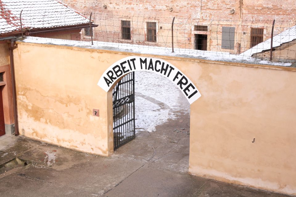 From Prague: All-inclusive Bus Tour to Terezin Memorial - Terezín Memorial and the Ghetto Museum: where the facts meet the place