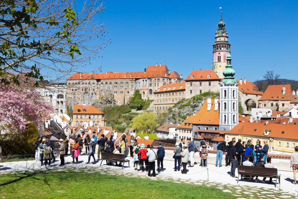 From Prague: Full-Day Český Krumlov Tour with Lunch - What to do with your free time: use it like a smart local