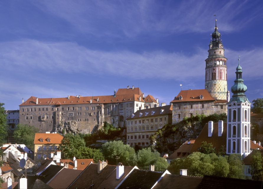 From Prague: Full-Day Český Krumlov Tour with Lunch - Guides like Petr, Michaela, Susan, and Daniel: why the human touch matters