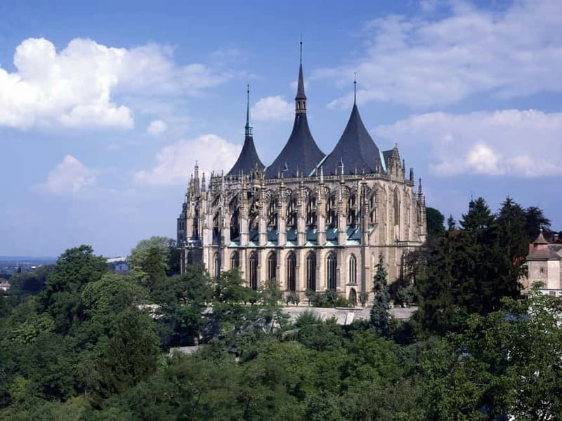 From Prague: Half-Day Coach Tour to Kutná Hora - The Coach Ride: Comfort, Timing, and How to Use the Journey
