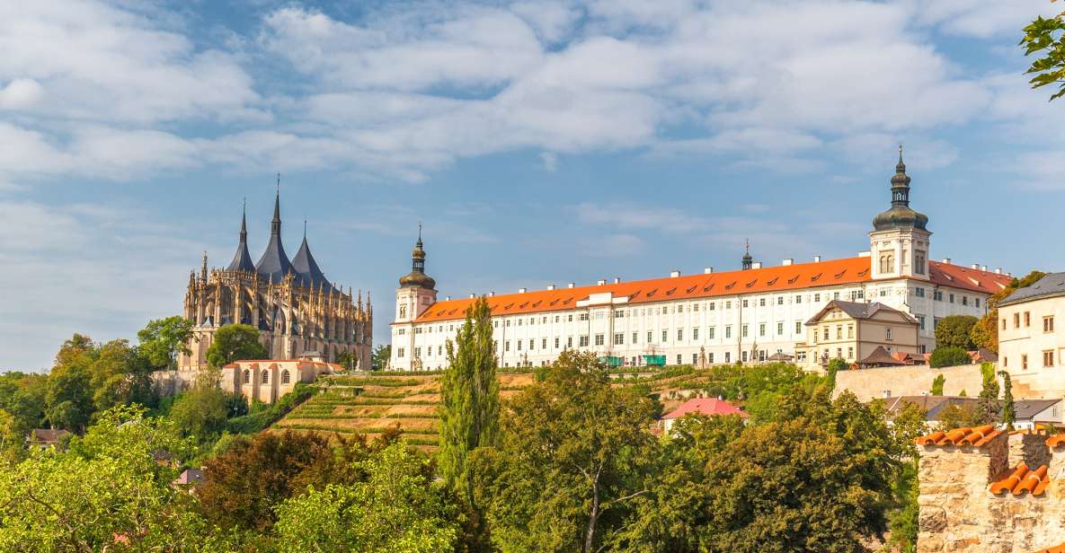 From Prague: Kutná Hora Day Excursion with Bone Church - Live guide vs audio option: picking the best match for your style