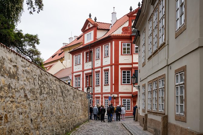 Full-Day Prague Tour with Prague Castle, Lunch and Vltava Cruise - Lunch Break: Czech-Style 3 Courses With Vegetarian Options