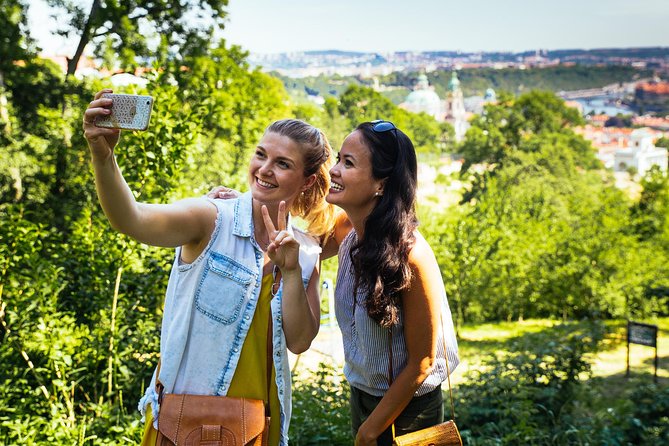 Highlights & Hidden Gems With Locals: Best of Prague Private Walking Tour - Why this private Prague walk is a great use of 3.5 hours