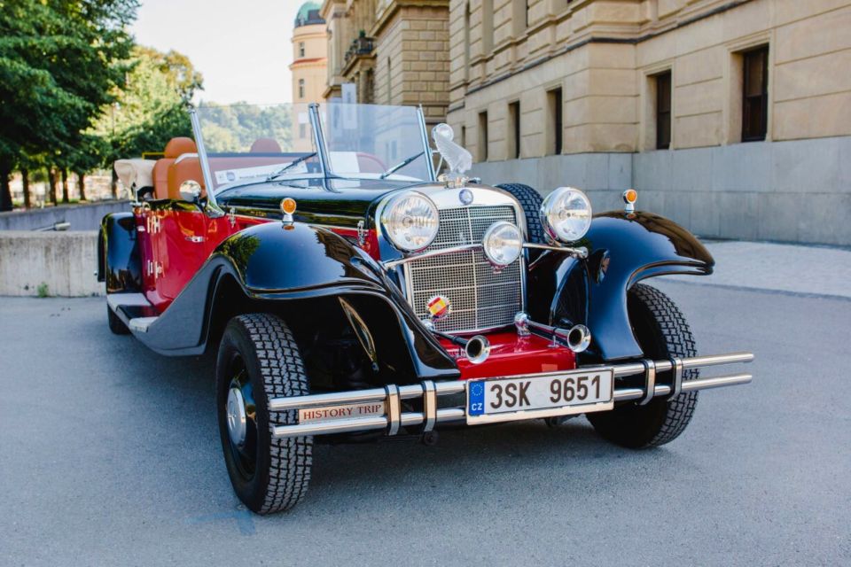 Prague: 1-Hour Private Tour in Vintage Car - Prague Castle, Prague Loreta, and Charles Bridge: the big views without the slog