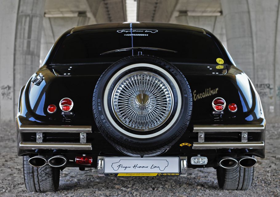Prague: 1-Hour Vintage Limousine Rental - Key things to know before you go