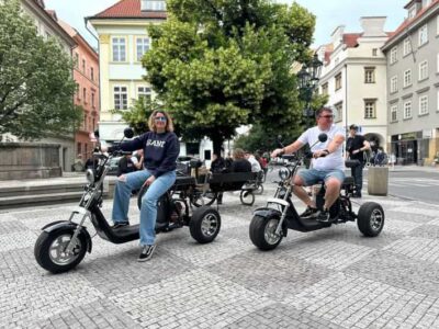 Prague: 2 hours FUN TRIKE tour in Prague with guide - The test drive that makes the ride click