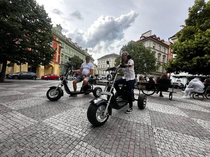 Prague: 2 hours FUN TRIKE tour in Prague with guide - Time your tour well for the best vibe