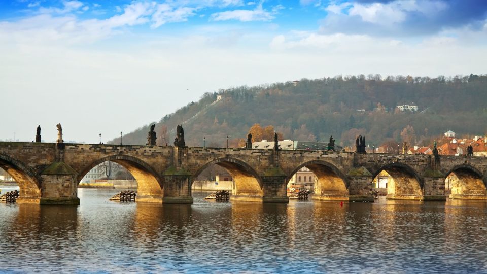 Prague 3-Hour Sightseeing Tour by Electric Bike - Price and Value: Is $67 Worth It for a First-Day Prague Plan?