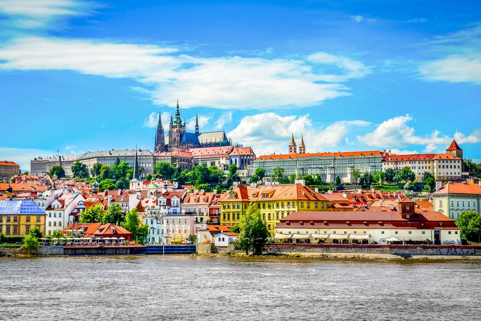 Prague: 45-Minute Sightseeing Cruise to Devil's Channel - On-board rules and what to pack (so you don’t feel rushed)