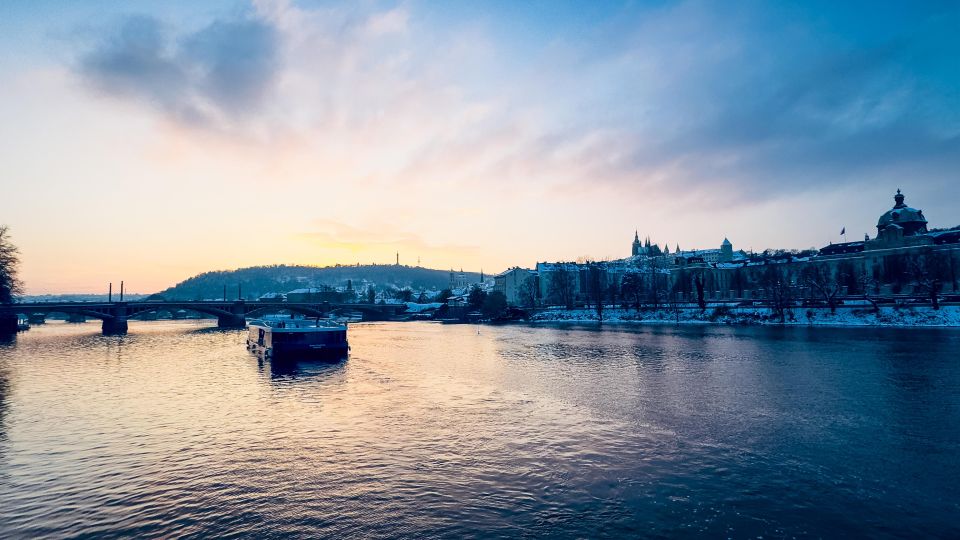 Prague: 50-Minute Sightseeing Evening Cruise - Who This Night Cruise Is For (and Who Should Rethink It)