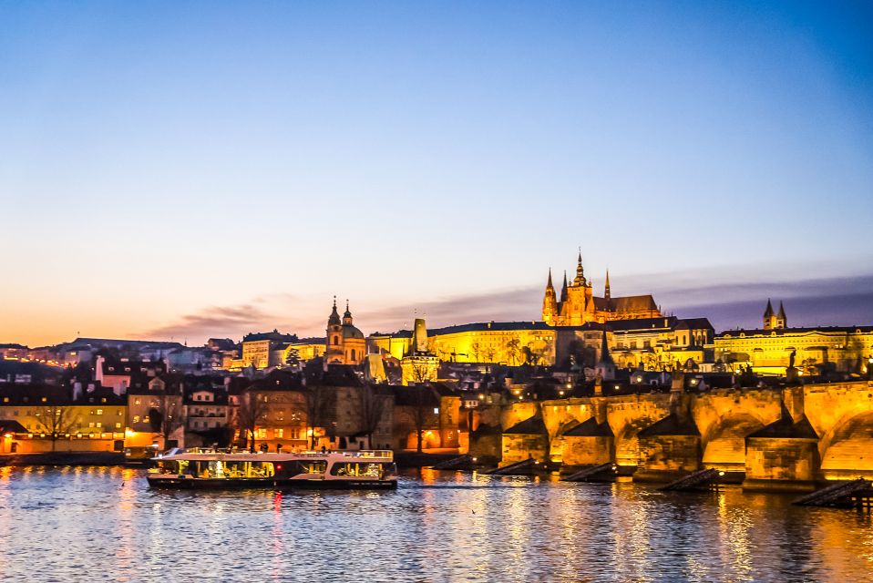 Prague: 50-Minute Sightseeing Evening Cruise - Open Deck Photos vs Warm Indoor Views: Choose Your Comfort
