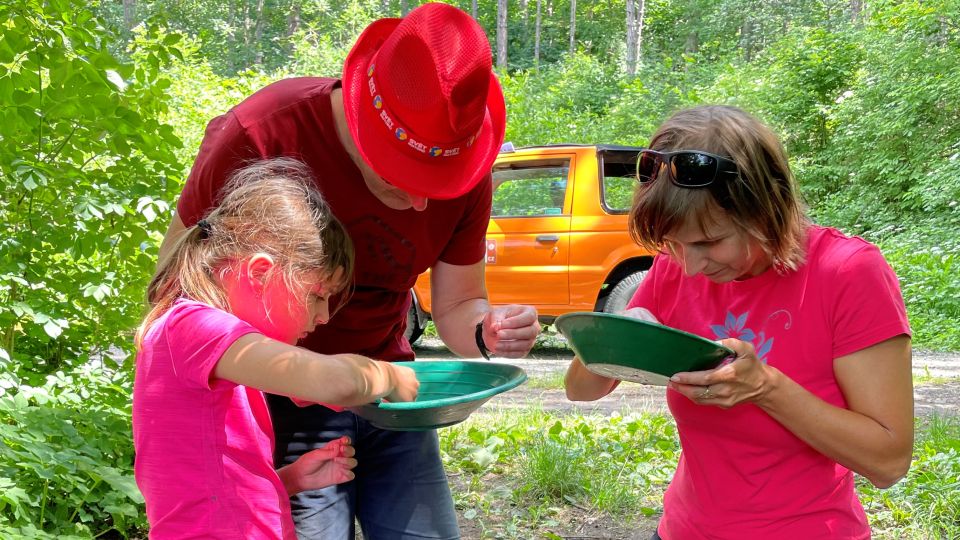Prague: Bohemian Uplands Garnet Panning&Animal Farm 4WD Tour - Bohemian garnet panning: a souvenir you actually make