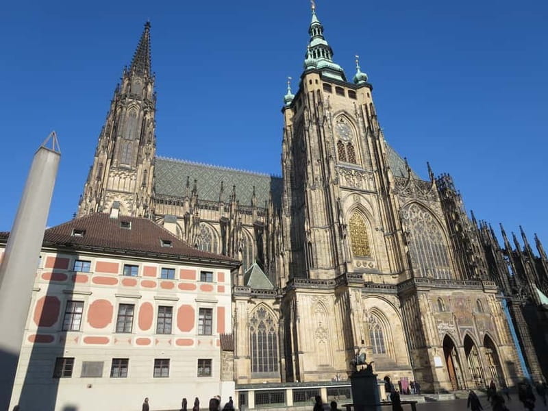 Prague: Bus and Boat Tour - The bus ride through Old Town and New Town (with headphones)