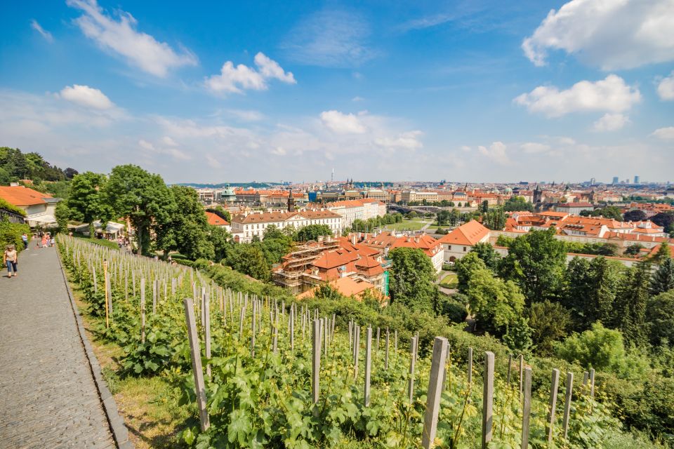 Prague Castle 2.5-Hour Tour Including Admission Ticket - Charles Bridge start: get your bearings fast