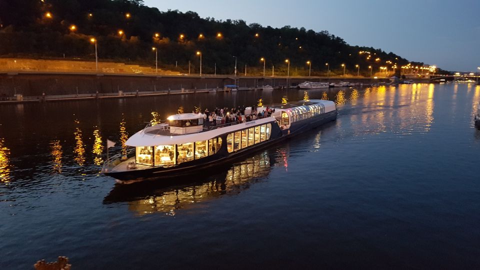 Prague: City Tour and Dinner Cruise with Hotel Pickup - A Night in Prague: Why the Vltava Cruise Feels Worth the Time