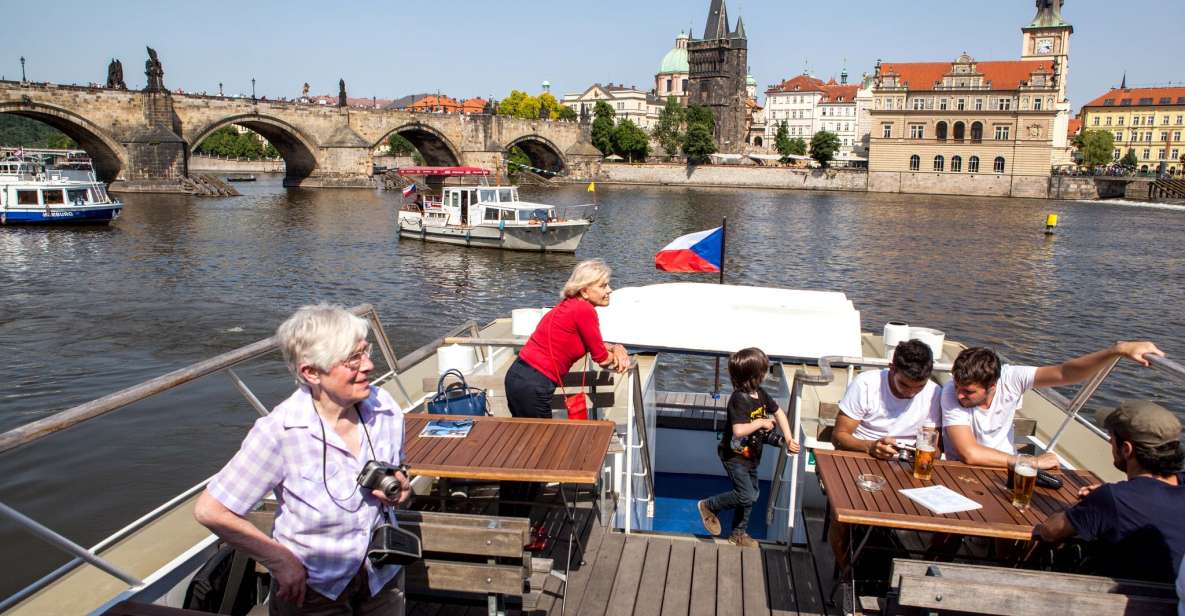 Prague Cruise: 1-Hour on the River Vltava - A 1-hour Vltava cruise that shows Prague from the water