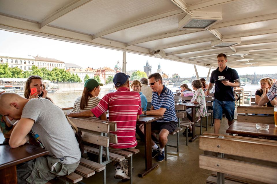 Prague Cruise: 1-Hour on the River Vltava - Price and value: is $17 for an hour worth it?