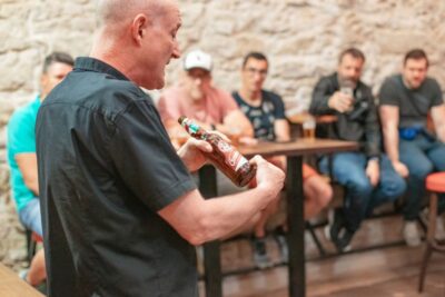 Prague: Czech Beer-Tasting Experience with Snacks - The 90-minute flow: tasting rules first, then 7 beers