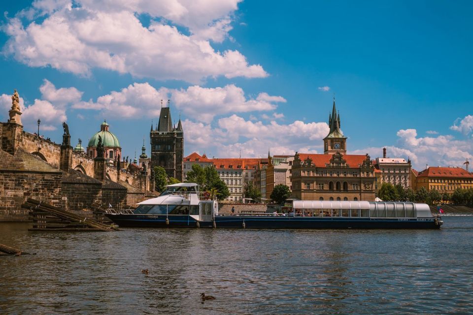 Prague: Evening Vltava River Eco Cruise with Prosecco - When to Go: Sunset Magic vs Fully Lit Night Views