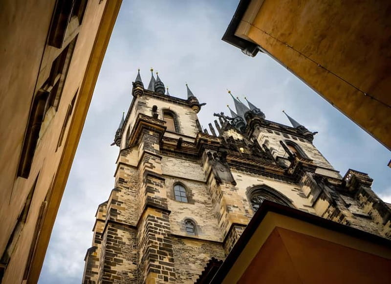 Prague: Full-Day Guided Tour of Prague in a Small-Group - Price and logistics: what $47 gets you in 5 hours