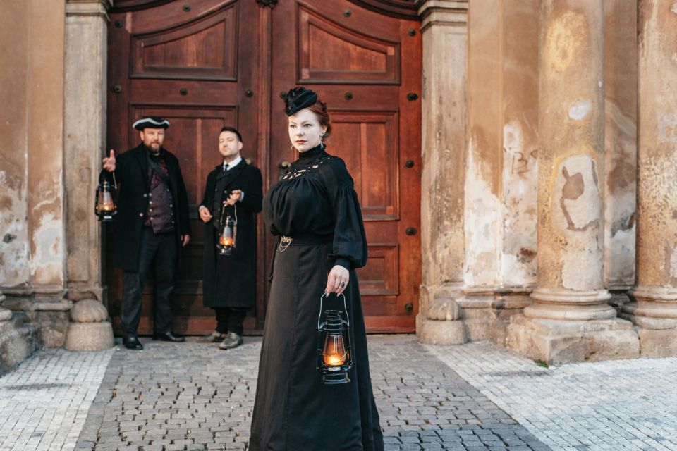 Prague: Ghosts and Legends Nighttime Guided Walking Tour - Secret Stops: Why the Best Moments Aren’t Announced