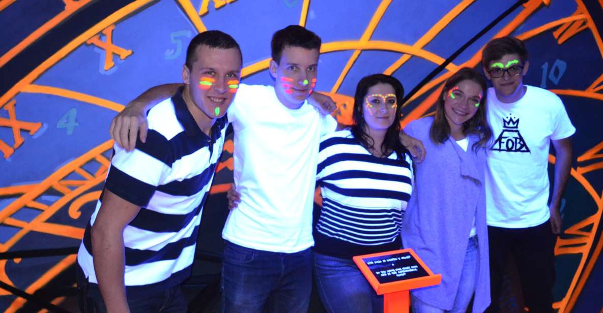 Prague: Glow Golf Mini Golf Game by UV Light - Prague Night Golf Under UV Light: The Setup