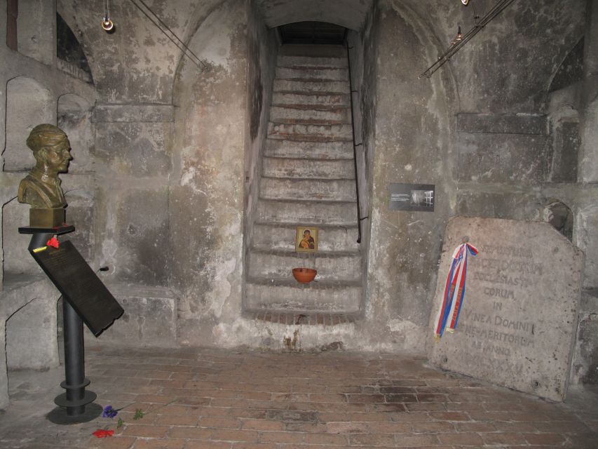 Prague: Guided Operation Anthropoid Tour with Lidice - Who Should Book This Operation Anthropoid and Lidice Tour