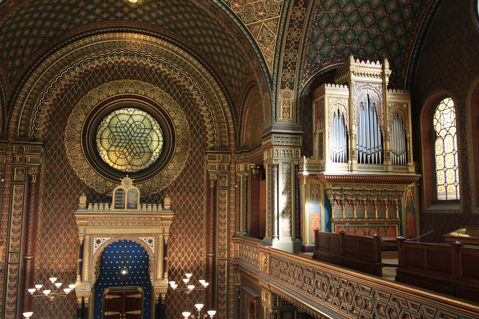 Prague: Guided Walking Tour of Prague's Jewish Quarter - Spanish Synagogue: another included interior you shouldn’t skip