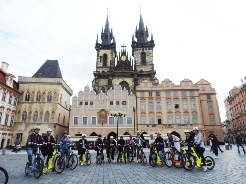 Prague: Highlights Tour on e-Scooter or eBike - Prague Castle area: St. Vitus Cathedral and the guards-changing moment