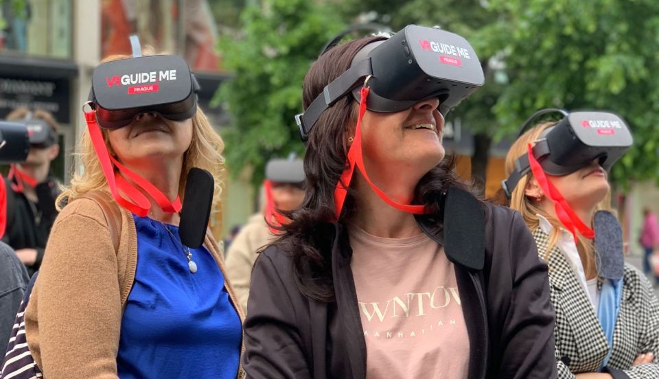 Prague: Immersive History Walking Tour and VR - Tips to get the best experience from the VR walk