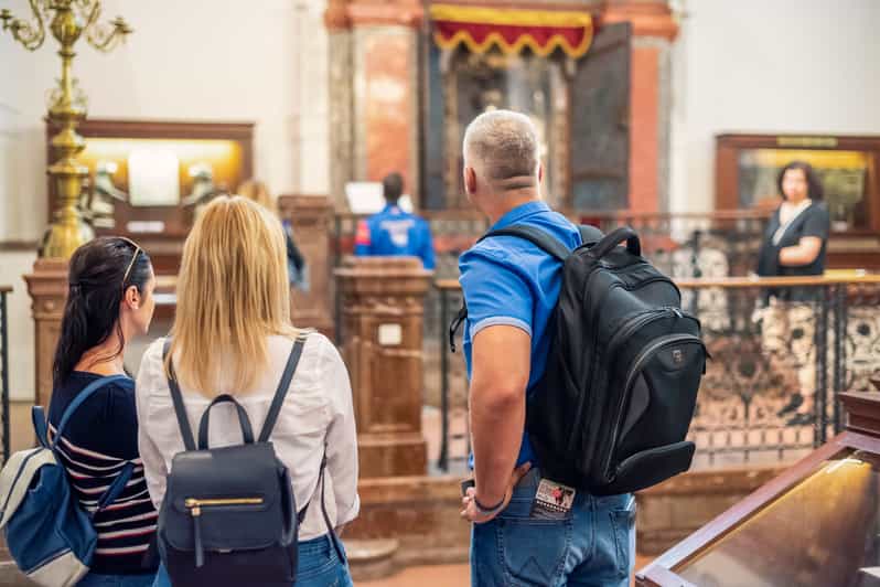 Prague: Jewish Quarter Walking Tour with Admission Tickets - Maisel Synagogue: the starting point and the story you need first