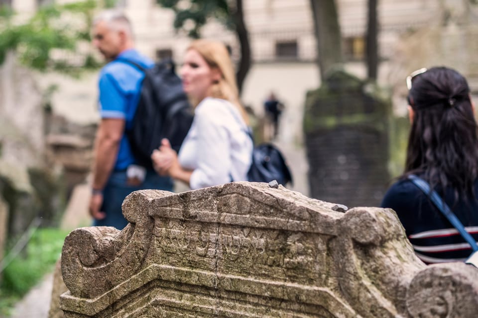 Prague: Jewish Quarter Walking Tour with Admission Tickets - The Old Jewish Cemetery: thousands of tombstones, and the Nazi-era story