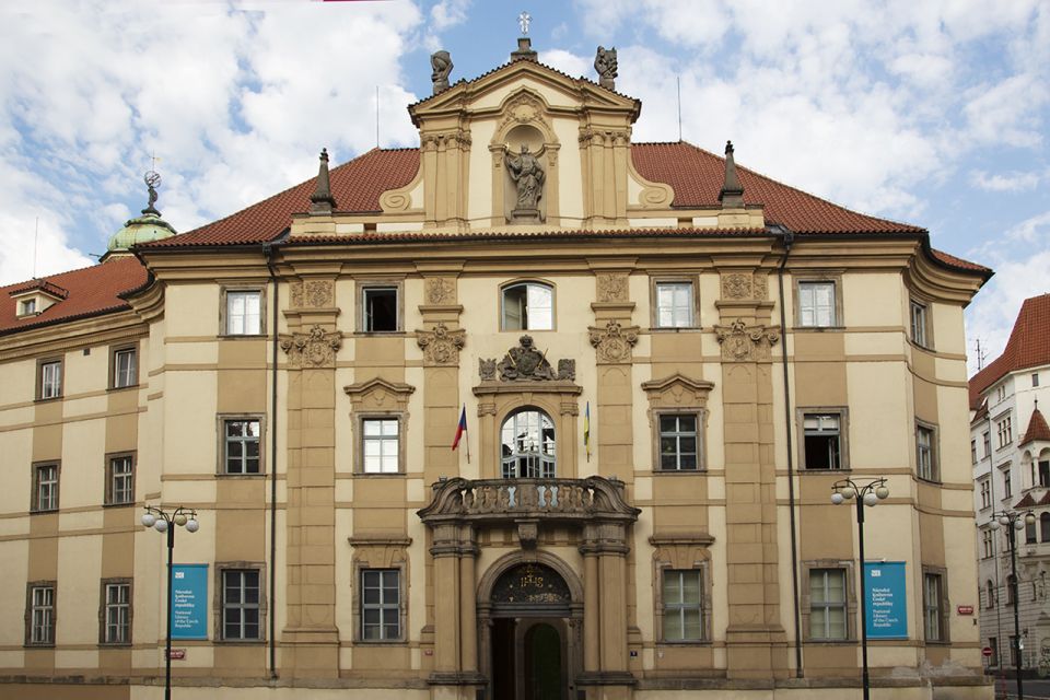 Prague: Klementinum Library & Astronomical Tower Guided Tour - Baroque Library Hall: what you’ll actually see inside