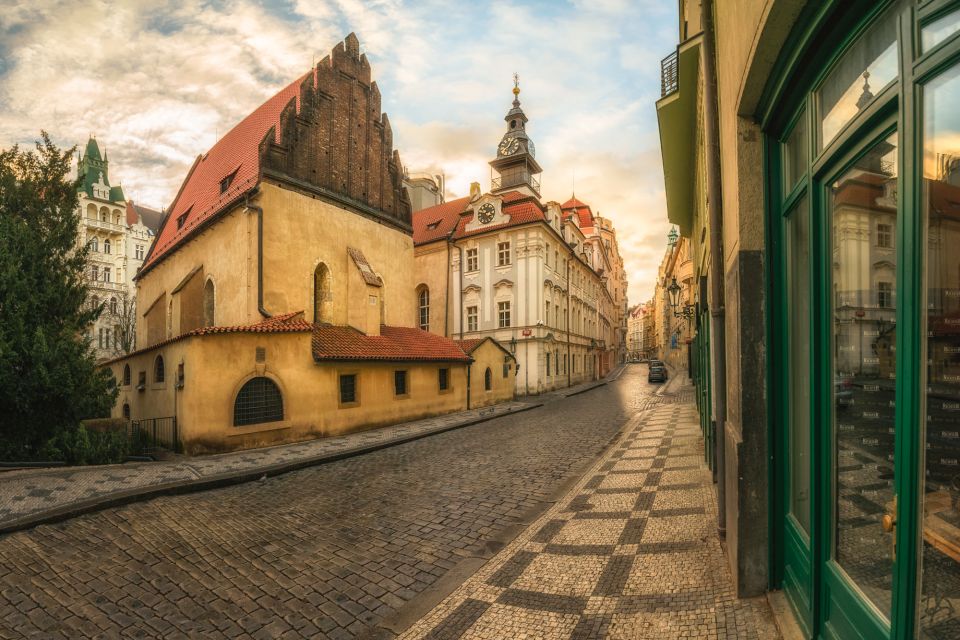 Prague: Old Town and Jewish Quarter 2-Hour Walking Tour - Best for: who will enjoy this tour (and who might want a different option)