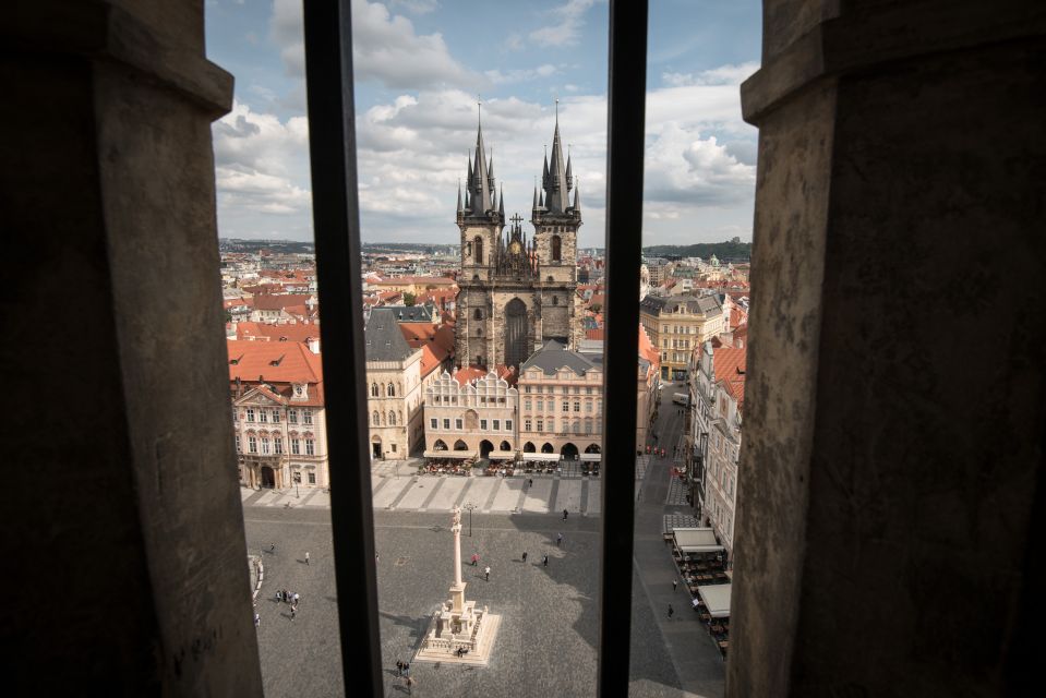 Prague: Old Town, Astronomical Clock and Underground Tour - Who This Tour Fits Best