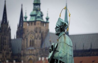 Prague: Old Town Highlights & Hidden Gems Guided Tour - Crossing Charles Bridge without getting swallowed by crowds
