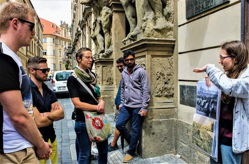 Prague: Oldtown, Medieval Underground & Dungeon History Tour - The secret alchemy laboratory and the golem story