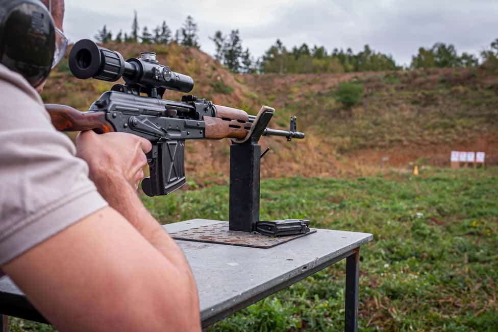 Prague: Outdoor Shooting Experience with up to 10 Guns - Your guided lesson: how up to 10 guns usually plays out