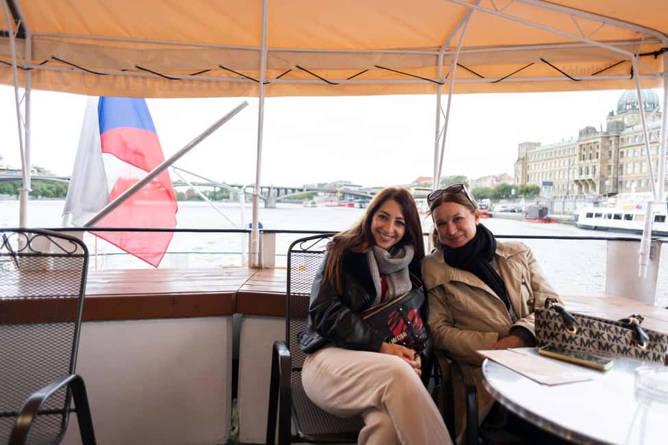 Prague: Panoramic Vltava River Cruise - Why This 55-Minute Vltava Cruise Works So Well