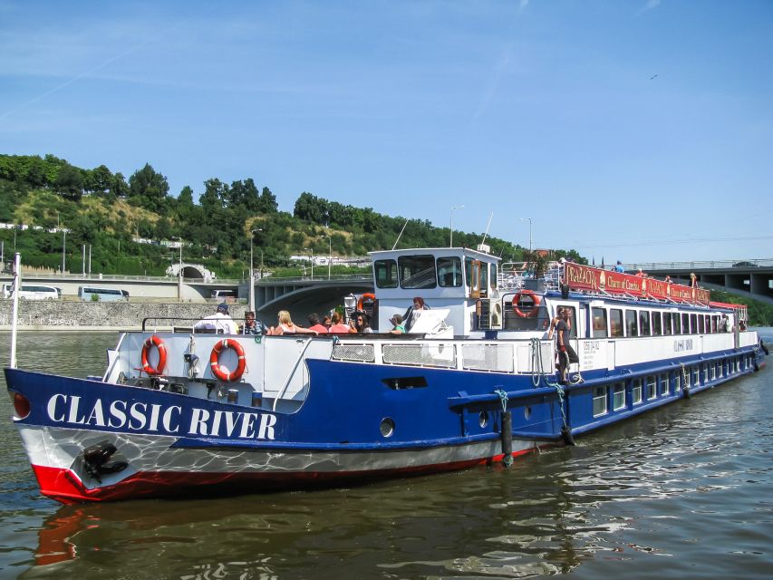 Prague: Panoramic Vltava River Cruise - Finding the Boat Fast: Dvořákovo Embankment, Pier 17