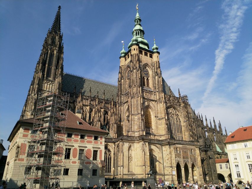 Prague: Private City Tour by Minivan - Old Town Square and a Drive Through the Jewish Quarter