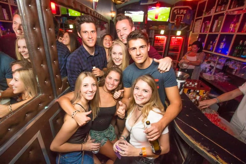 Prague: Pub Crawl with 2-Hour Open Bar at Drunken Monkey - VIP Club Entrance: the payoff and the risk
