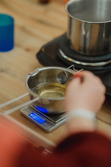 Prague: Soy Candle-Making Workshop - How the 90-Minute Workshop Flows (What Your Time Looks Like)