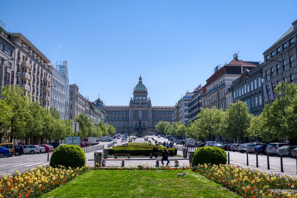 Prague Tour in Spanish - Who should book this Prague Tour in Spanish?