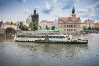 Prague: Vltava River Evening Dinner Cruise - Getting to Lodě Bevents and lining up at pier No 14